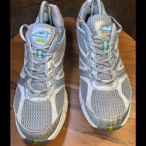 Avia sneakers.  Inv 5450